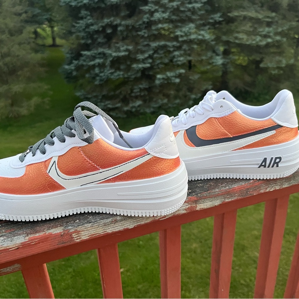 Custom, Hand Painted Nike AF1 Platforms in rose gold and charcoal gray - Picture 6 of 9